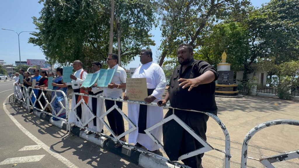 மட்டக்களப்பு.