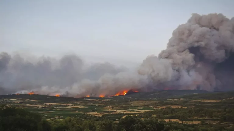 wildfire in southern France