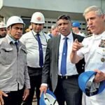 இலங்கை கடற்படை ஒத்துழைப்பை மறுஆய்வு செய்ய அமெரிக்க பசிபிக் கடற்படைத் தளபதி கொழும்பு கப்பல்துறைக்கு வருகை தந்தார்.